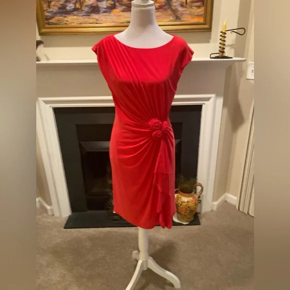 evan picone black label dresses NWT Black Label By Evan Picone Size 14 Below Knee-length Dress Stretchy